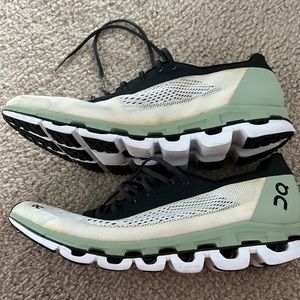 On cloud boom race shoe